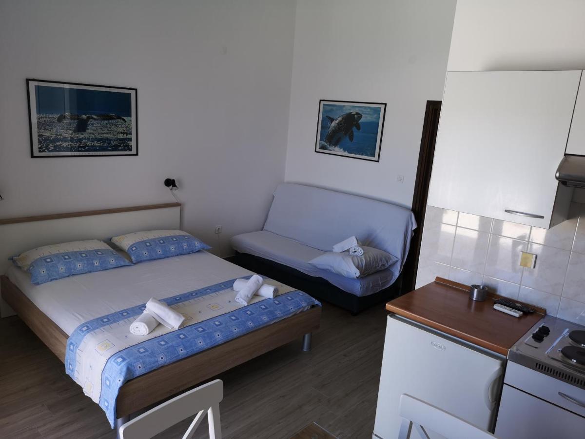 Apartments Martin Primošten Екстериор снимка
